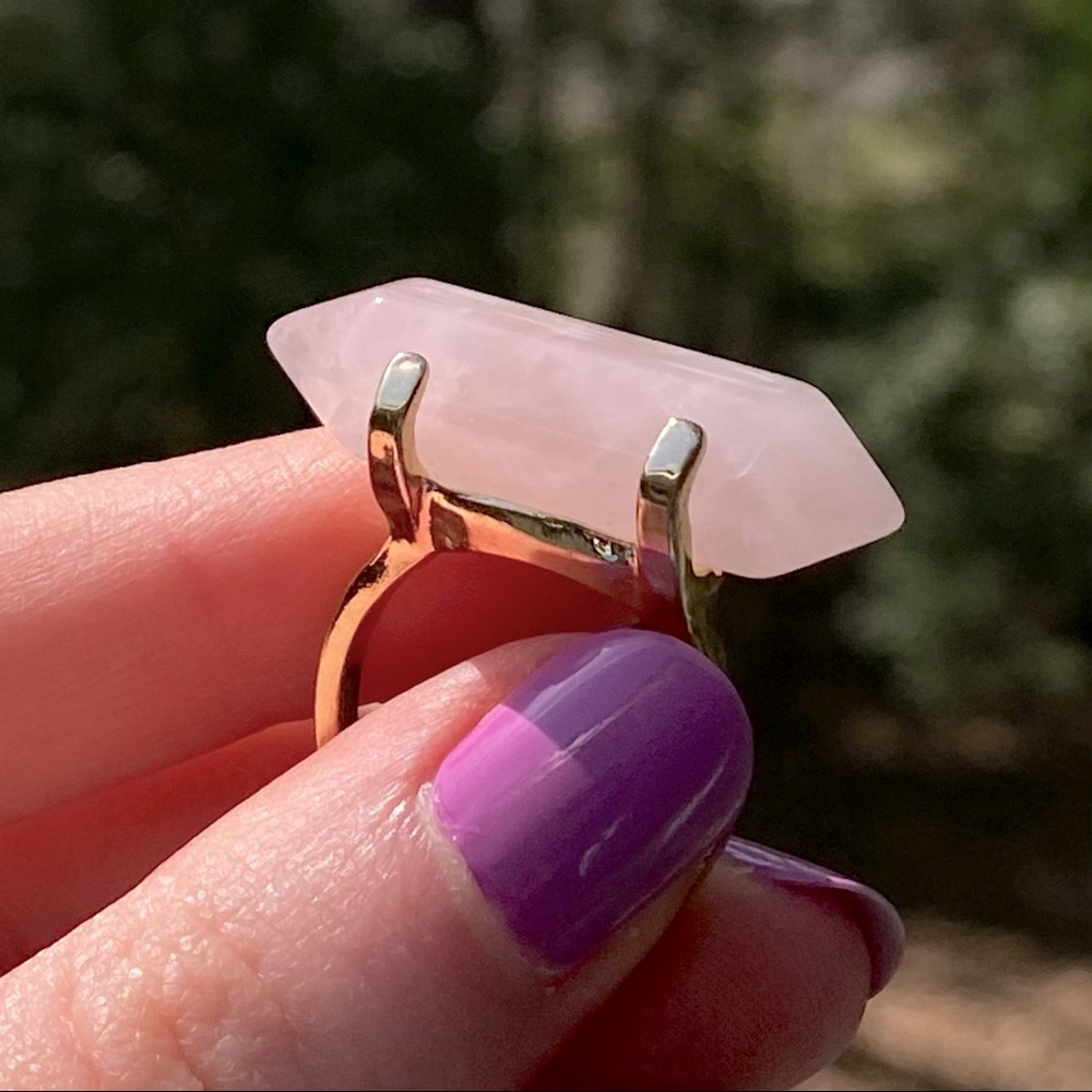 Gold Ring with Crystal/Gem